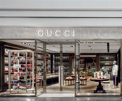 gucci white plains reviews